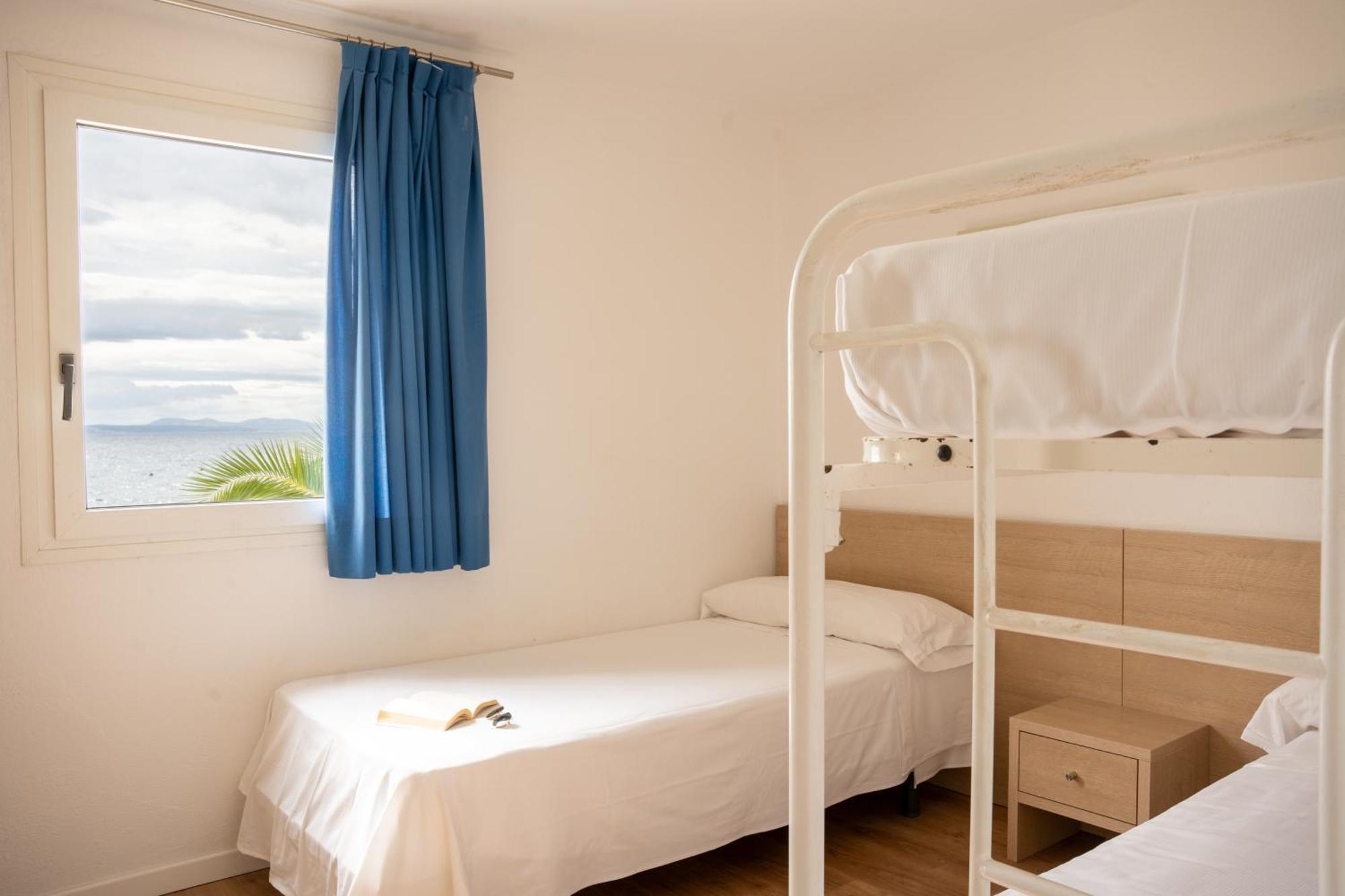 Santa Llucia Apartaments Roses Ngoại thất bức ảnh