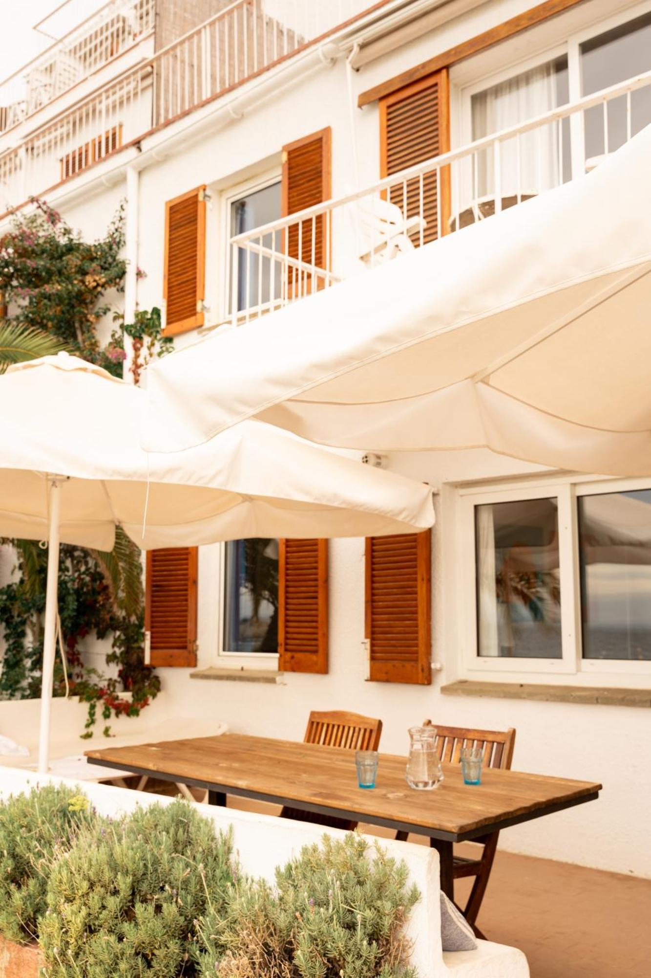Santa Llucia Apartaments Roses Ngoại thất bức ảnh