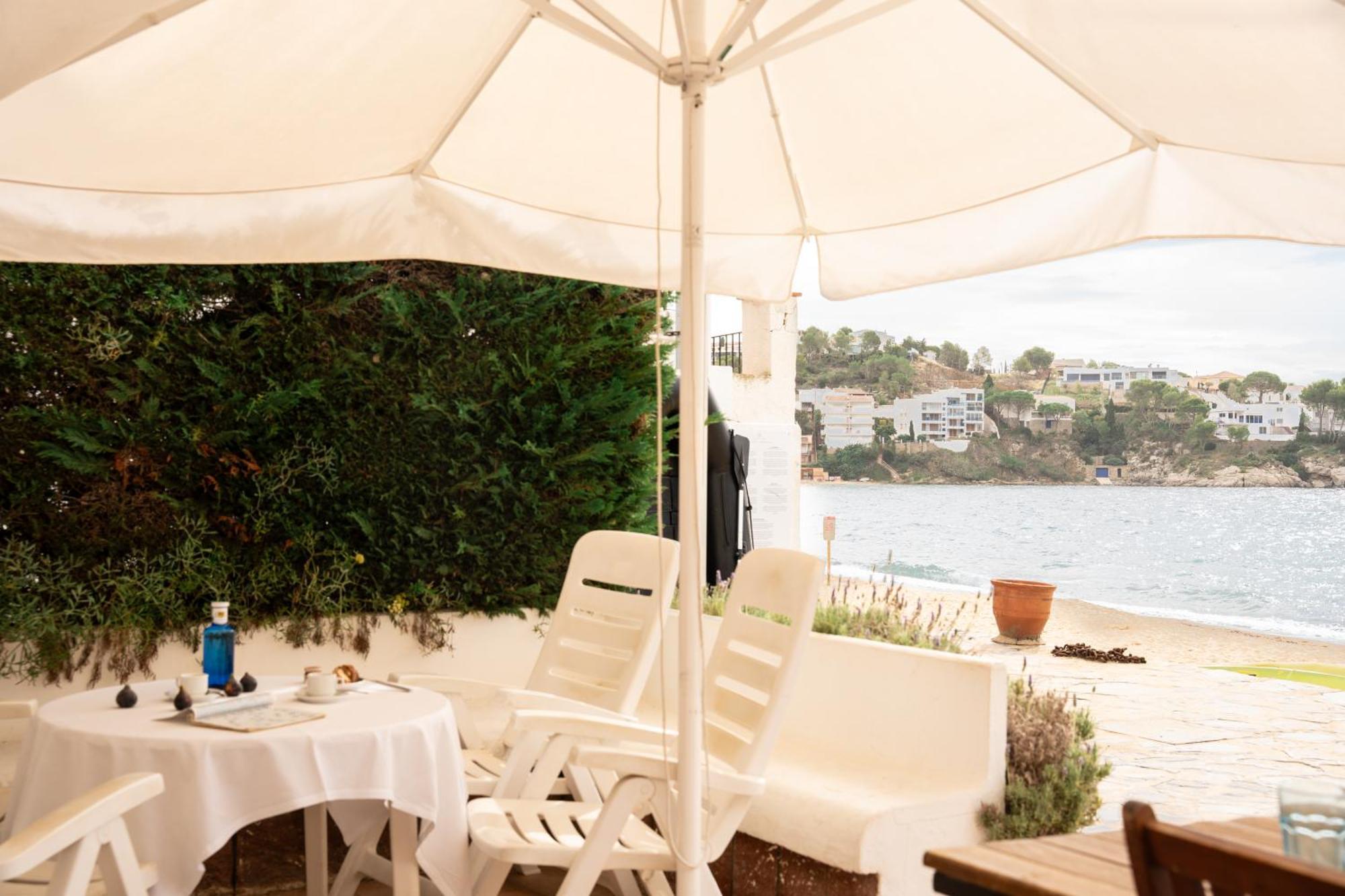 Santa Llucia Apartaments Roses Ngoại thất bức ảnh